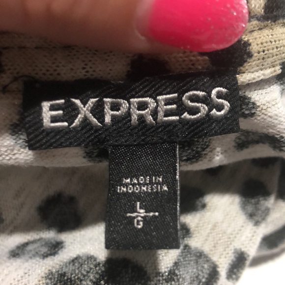 Express leopard print sweater size large - Picture 9 of 10